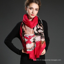 Lady Long Wool Tiger Pattern Impression numérique Calabre rouge Foulard